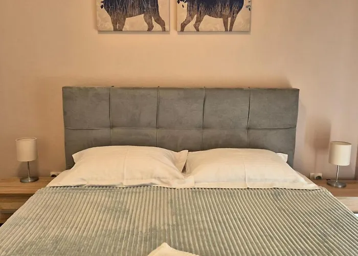 Galeriya Apartment